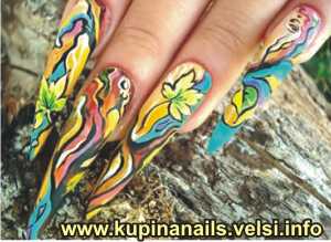 Осенний дизайн нарощенных ногтей. Выполняем цветной мозаикой фон.
